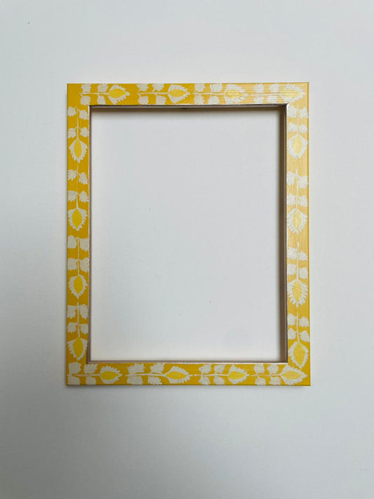 hand-painted frame – yellow with white leaf and silver trim