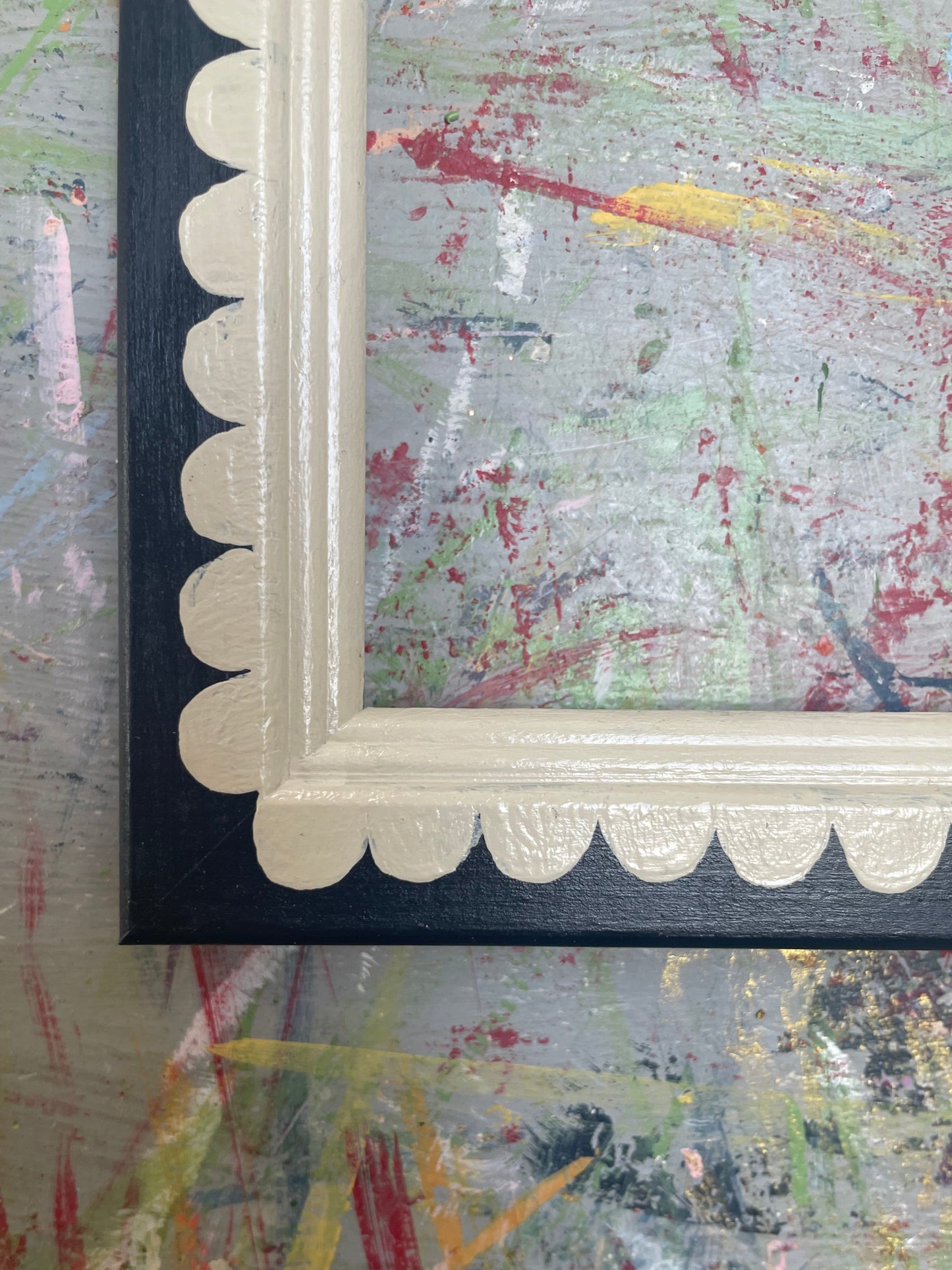 hand-painted frame - old white scallops on railings